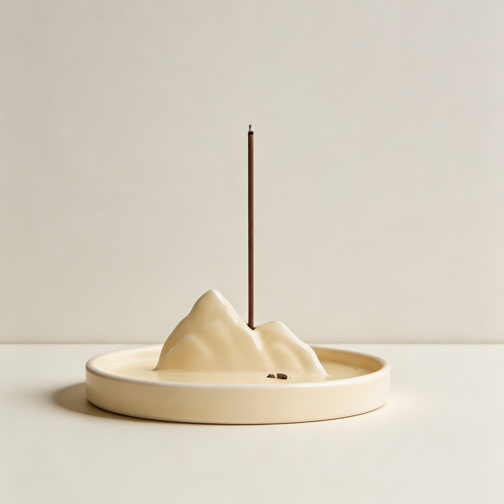 Mountain incense burner